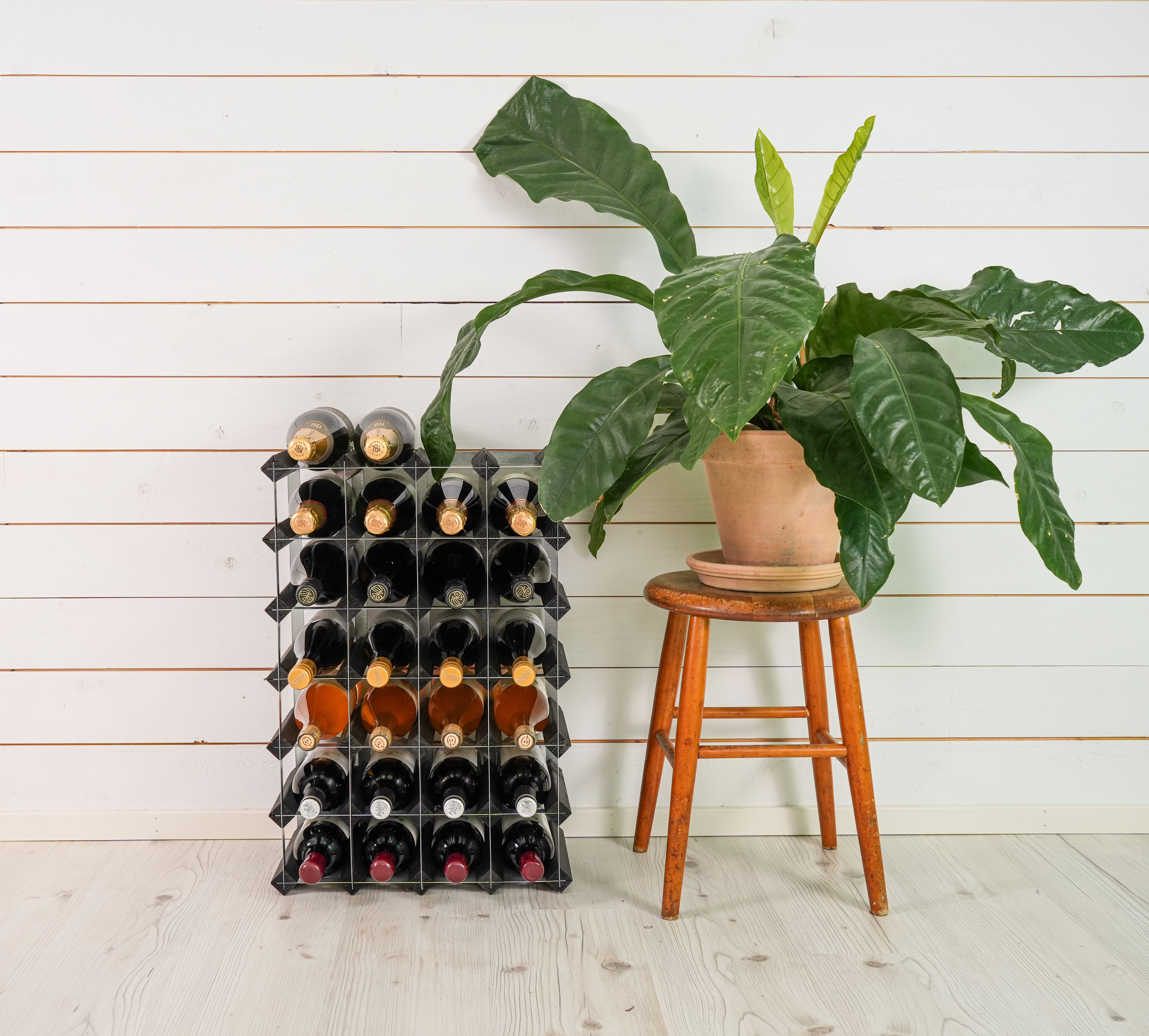 Vinreol, 30 flasker - sort ask